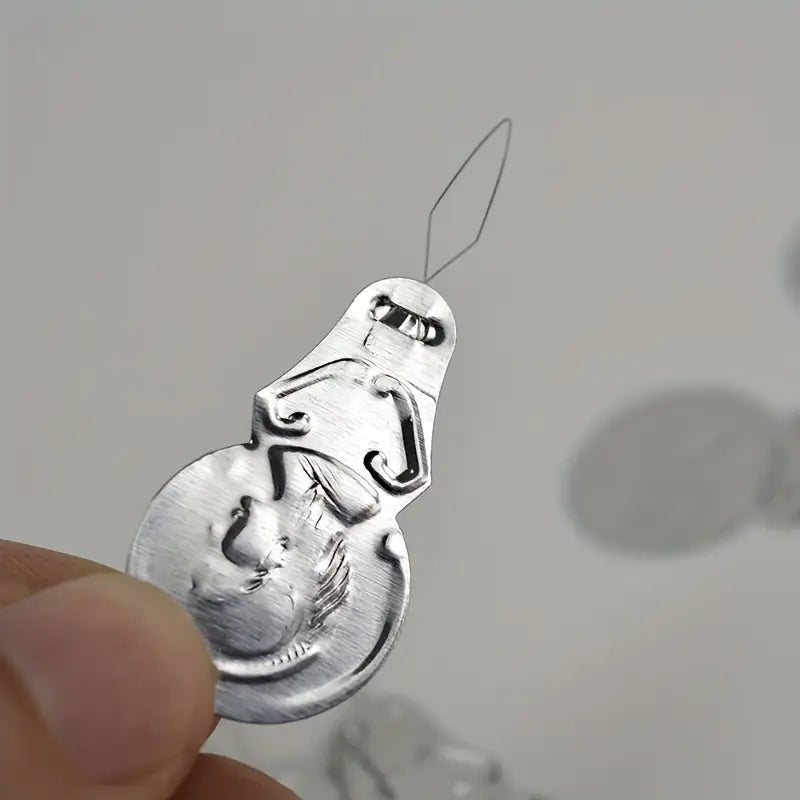 10pcs Silvery Aluminum or Multi-colored Needle Threaders