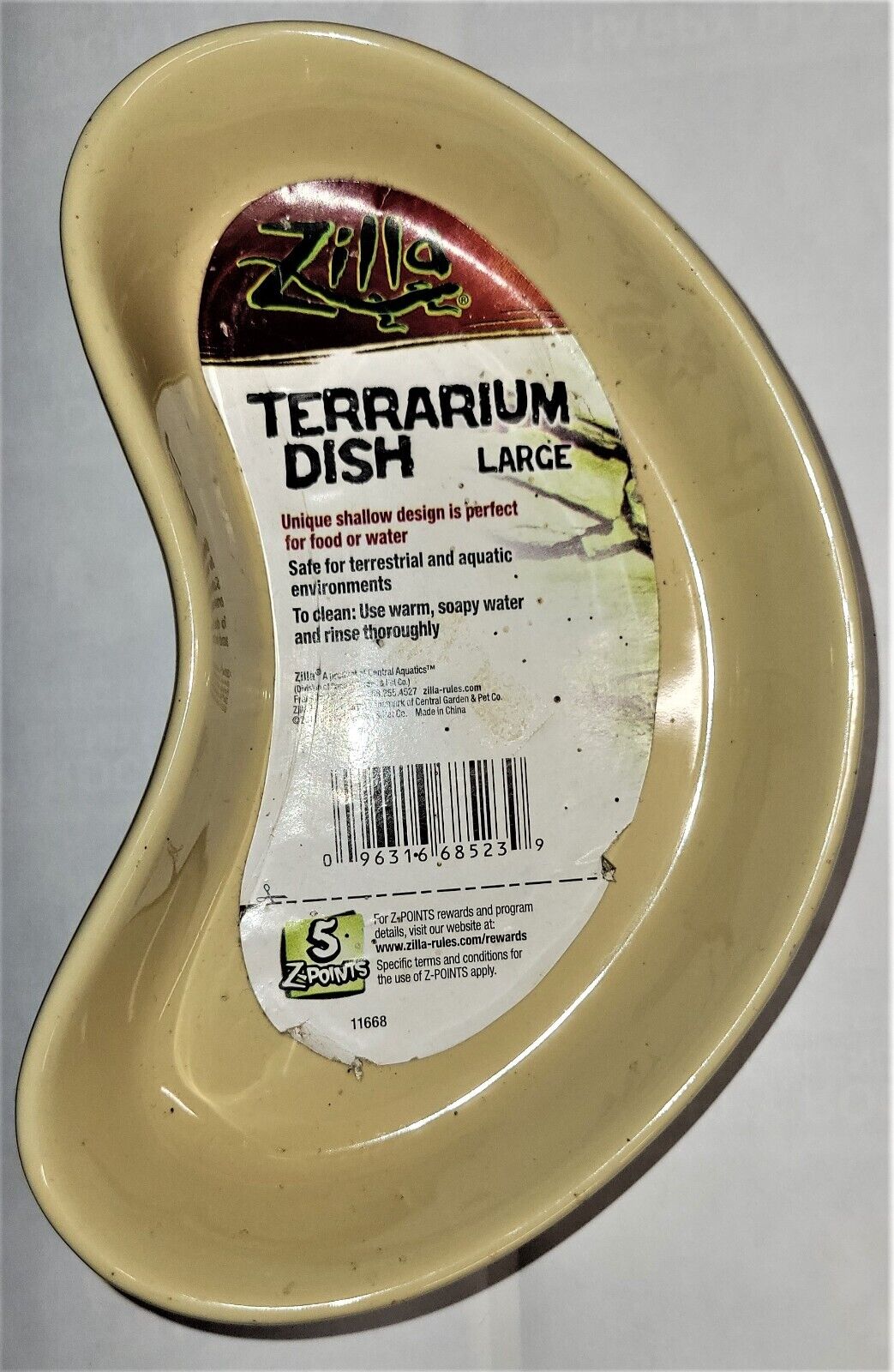 Zilla Kidney Shaped Terrarium Dish - Food or Water Med - 5.25" & Large 6 .25"